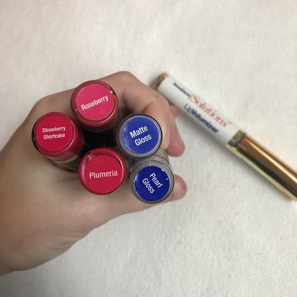 Lipsense bulk plus lip volumizer